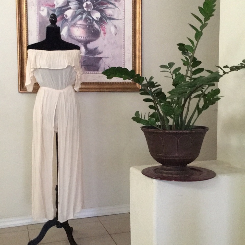 Off shoulder maxi romper